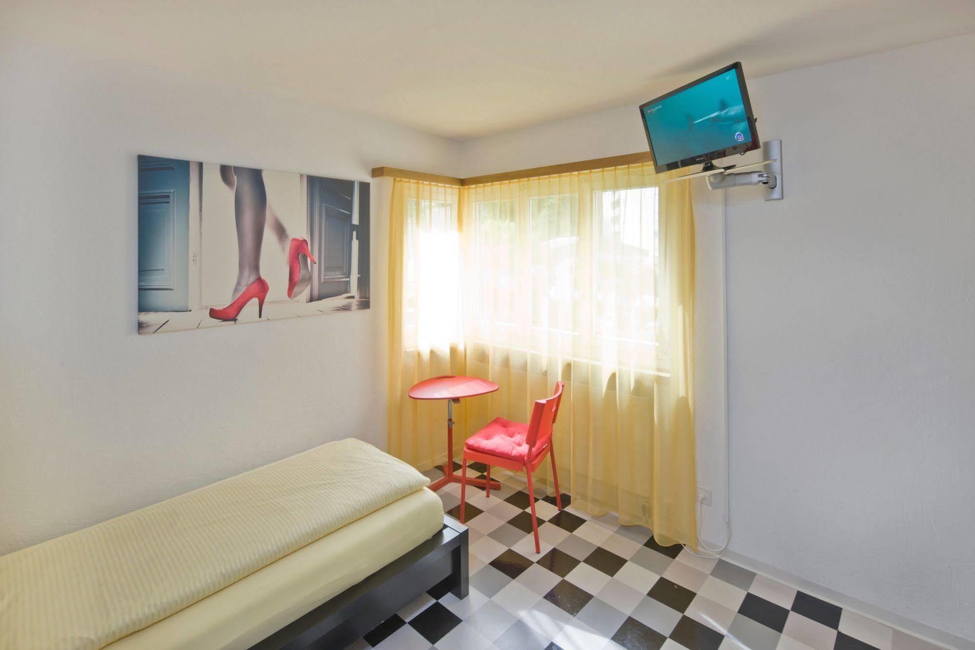 - Self Check-in Hotel Brig-Glis
